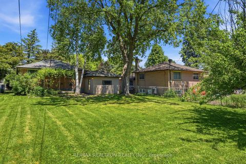Photo 27 at 13 Kemano Road, Aurora Heights, Aurora