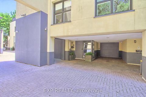 Photo 6 at 4 - 306 Sackville Street, South St. James Town, Toronto