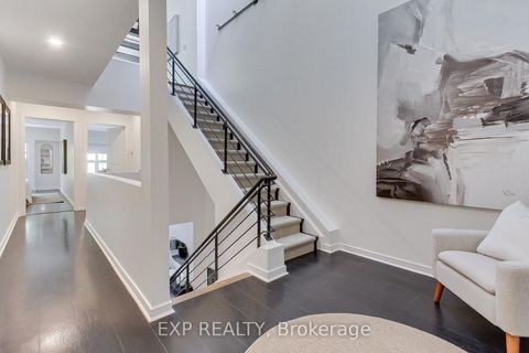 Photo 14 at 4 - 306 Sackville Street, South St. James Town, Toronto