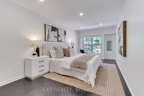 Photo 15 at 4 - 306 Sackville Street, South St. James Town, Toronto