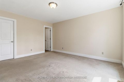 Photo 13 at 61 Snowshoe Mill Way, Windfields, Toronto