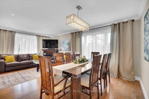 Photo 6 at 21 Warbeck Place, The Westway, Toronto