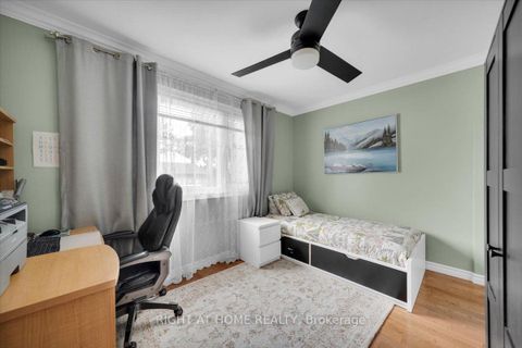 Photo 23 at 21 Warbeck Place, The Westway, Toronto