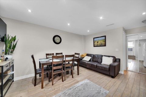 Photo 30 at 21 Warbeck Place, The Westway, Toronto