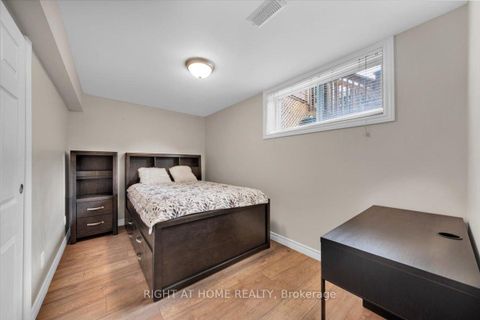 Photo 34 at 21 Warbeck Place, The Westway, Toronto