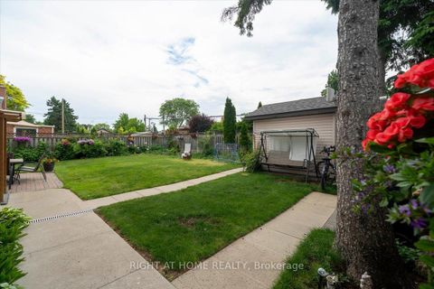 Photo 38 at 21 Warbeck Place, The Westway, Toronto