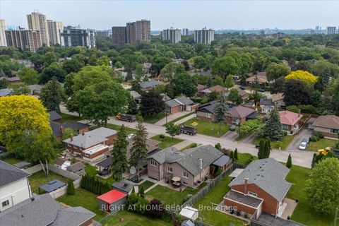 Photo 43 at 21 Warbeck Place, The Westway, Toronto