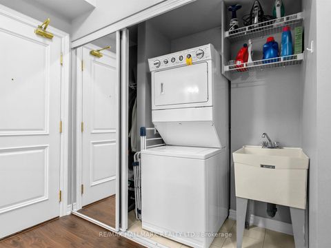 Photo 5 at 303 - 9245 Jane Street, Maple, Vaughan