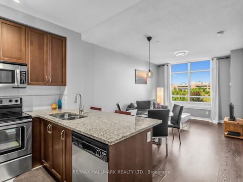 Photo 9 at 303 - 9245 Jane Street, Maple, Vaughan