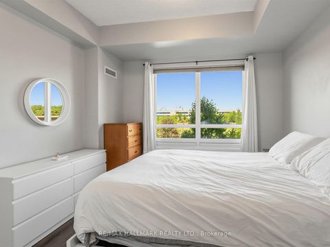 Photo 15 at 303 - 9245 Jane Street, Maple, Vaughan