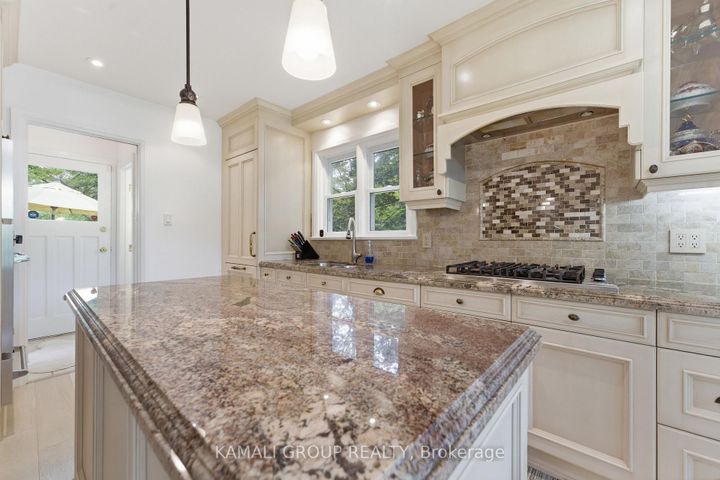 Photo 14 at 30 Blue Ridge Road, Bayview Village, Toronto
