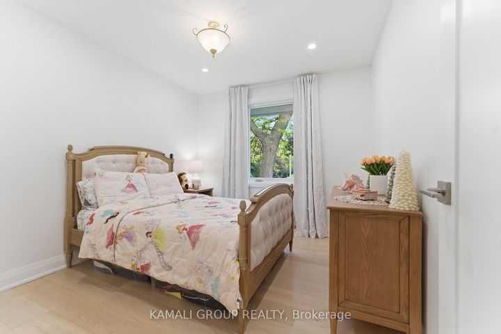 Photo 25 at 30 Blue Ridge Road, Bayview Village, Toronto