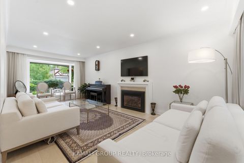 Photo 8 at 30 Blue Ridge Road, Bayview Village, Toronto