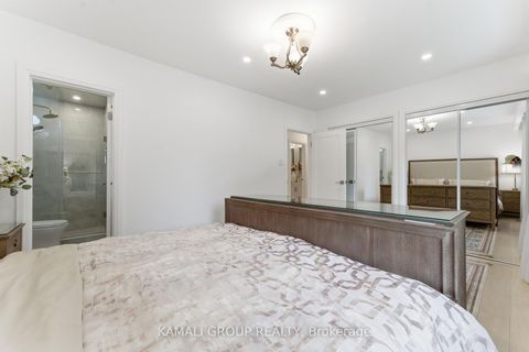 Photo 23 at 30 Blue Ridge Road, Bayview Village, Toronto
