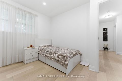Photo 27 at 30 Blue Ridge Road, Bayview Village, Toronto