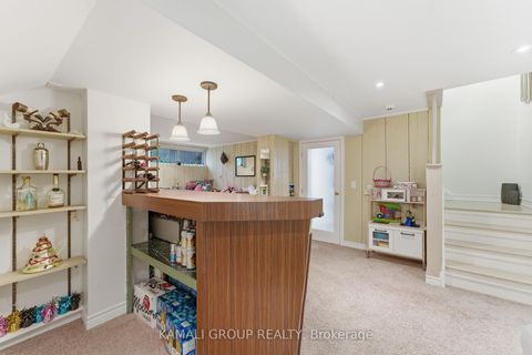 Photo 33 at 30 Blue Ridge Road, Bayview Village, Toronto