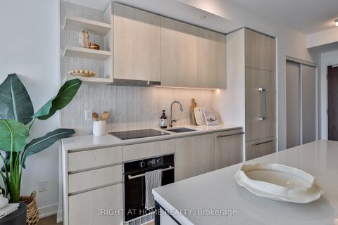 Photo 5 at 205 - 1161 Kingston Road, Cliffside, Toronto