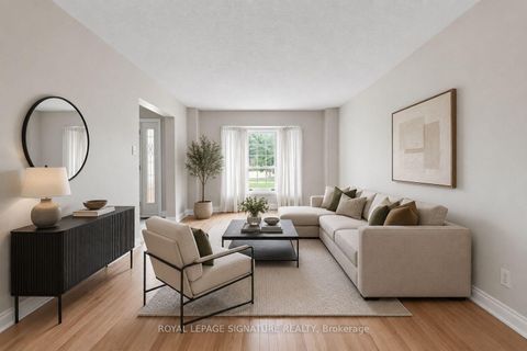 Photo 3 at 46 Gaslight Crescent, Highland Creek, Toronto