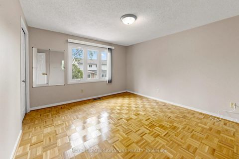Photo 19 at 46 Gaslight Crescent, Highland Creek, Toronto
