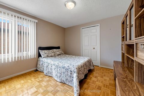 Photo 21 at 46 Gaslight Crescent, Highland Creek, Toronto