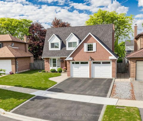 Photo 25 at 46 Gaslight Crescent, Highland Creek, Toronto