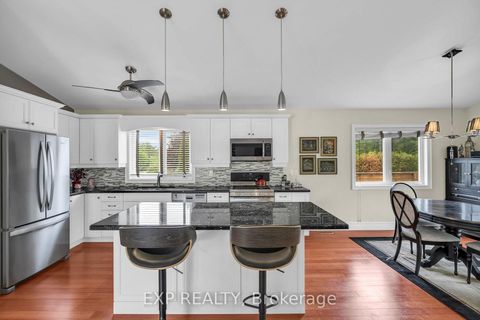 Photo 7 at 21 Sunnidale Boulevard, Sutton & Jackson's Point, Georgina