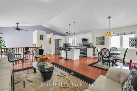 Photo 14 at 21 Sunnidale Boulevard, Sutton & Jackson's Point, Georgina