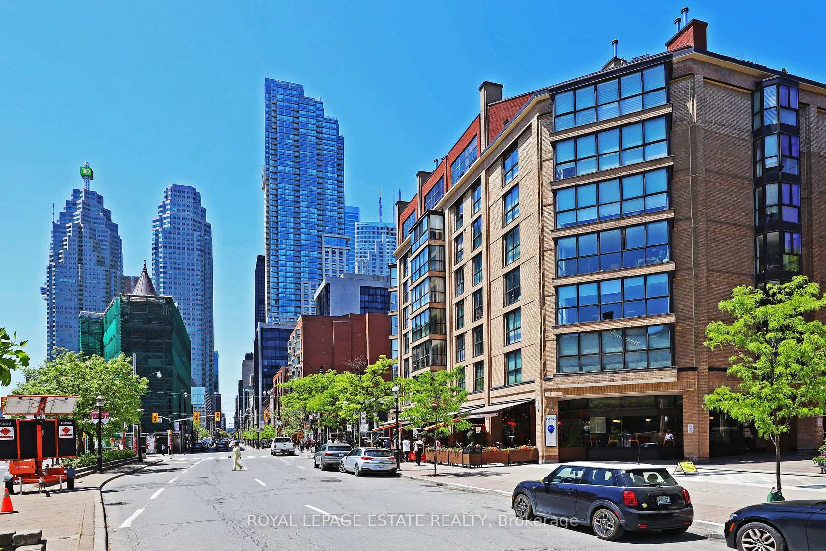 306 - 35 Church Street, Yonge Corridor, Toronto photo number 2