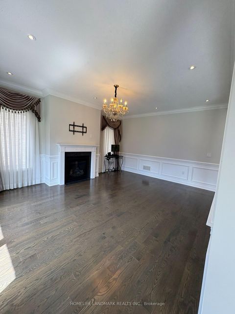 Photo 13 at 4 John Weddell Avenue, Sharon, East Gwillimbury