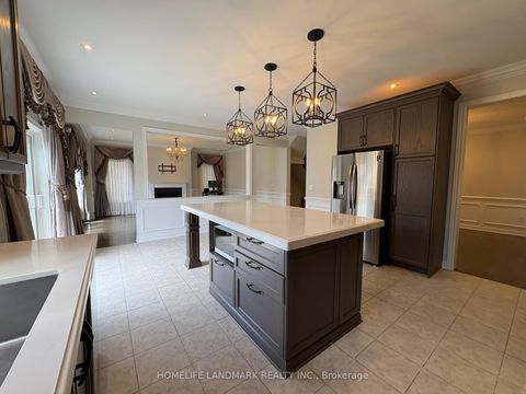 Photo 15 at 4 John Weddell Avenue, Sharon, East Gwillimbury