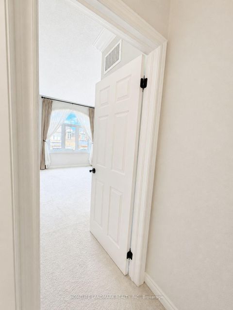 Photo 41 at 4 John Weddell Avenue, Sharon, East Gwillimbury