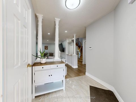 Photo 3 at 336 St Joan Of Arc Avenue, Maple, Vaughan