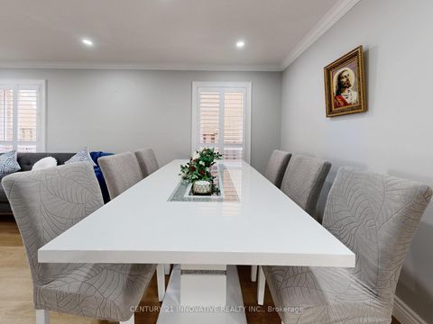 Photo 7 at 336 St Joan Of Arc Avenue, Maple, Vaughan