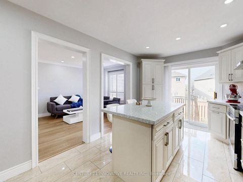 Photo 13 at 336 St Joan Of Arc Avenue, Maple, Vaughan