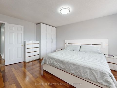 Photo 19 at 336 St Joan Of Arc Avenue, Maple, Vaughan