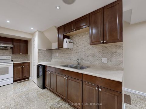 Photo 40 at 336 St Joan Of Arc Avenue, Maple, Vaughan