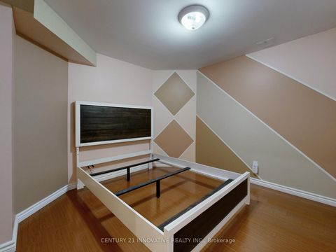Photo 41 at 336 St Joan Of Arc Avenue, Maple, Vaughan