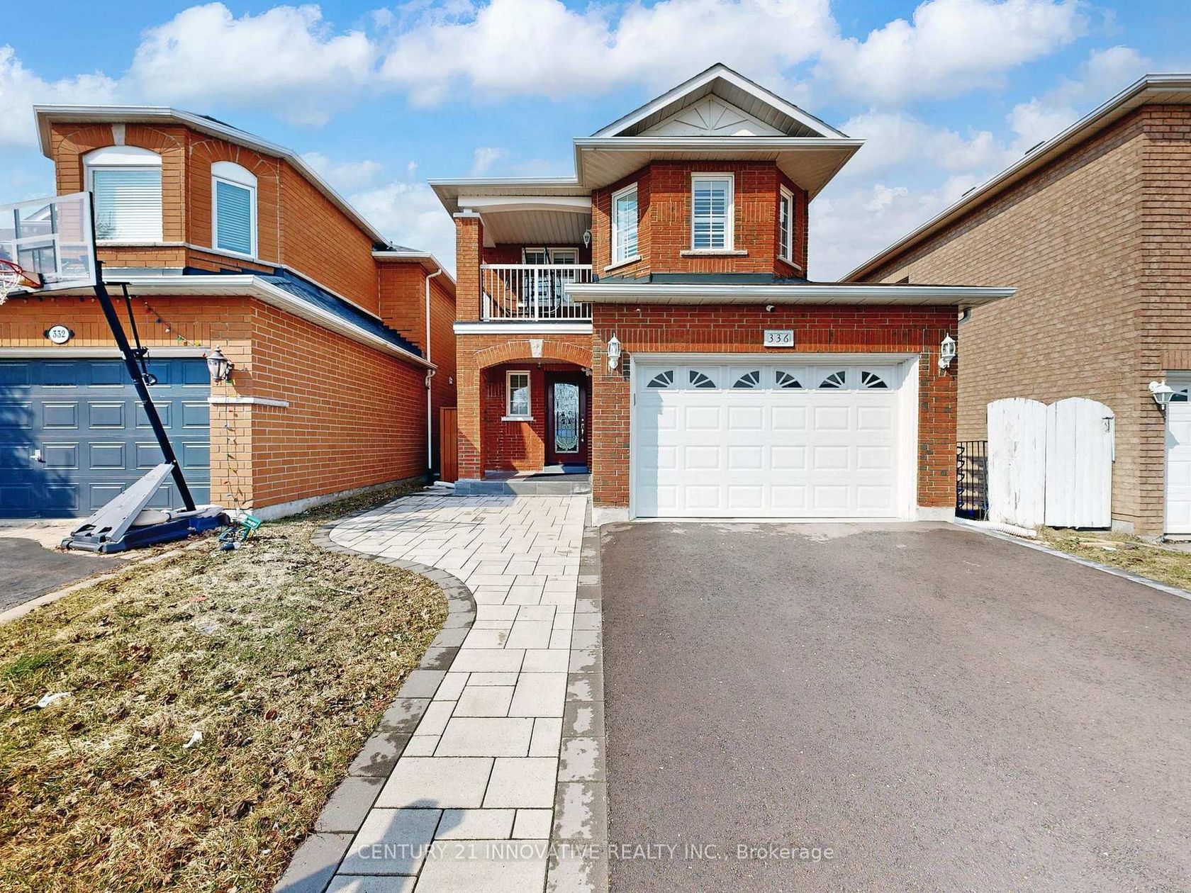 336 St Joan Of Arc Avenue, Maple, Vaughan photo number 2