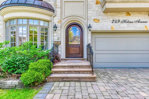 Photo 1 at 249 Holmes Avenue, Willowdale East, Toronto