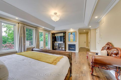 Photo 20 at 249 Holmes Avenue, Willowdale East, Toronto