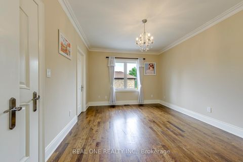 Photo 25 at 249 Holmes Avenue, Willowdale East, Toronto