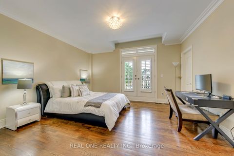 Photo 29 at 249 Holmes Avenue, Willowdale East, Toronto