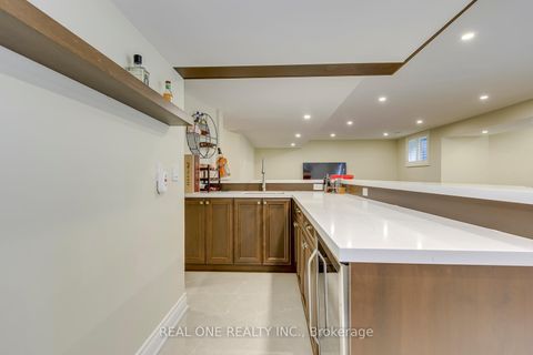 Photo 38 at 249 Holmes Avenue, Willowdale East, Toronto