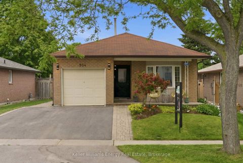 Photo 0 at 904 Southgate Drive, Donevan, Oshawa