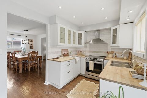 Photo 7 at 904 Southgate Drive, Donevan, Oshawa