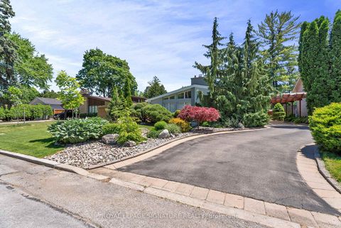 Photo 1 at 17 Kestell Lane, Donalda, Toronto