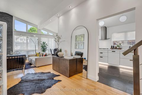 Photo 6 at 17 Kestell Lane, Donalda, Toronto