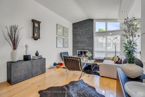 Photo 7 at 17 Kestell Lane, Donalda, Toronto