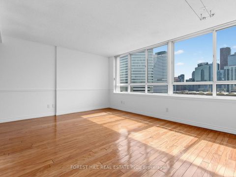 Photo 14 at 2313 - 633 Bay Street, Bay Street Corridor, Toronto