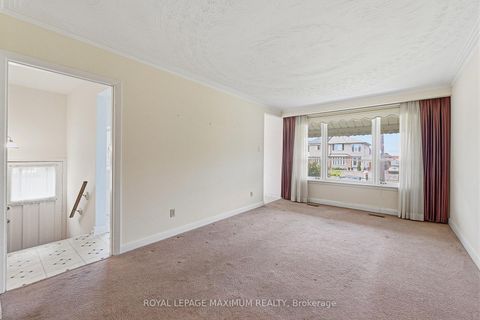 Photo 8 at 65 Magellan Drive, Jane Heights, Toronto